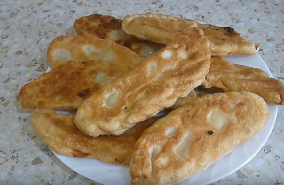 Смажені пиріжки з картоплею 6 рецептів пиріжків на сковороді, з покроковими фото cad974df21117c926ecefb72ee34ff80 Смажені пиріжки з картоплею 6 рецептів пиріжків на сковороді, з покроковими фото