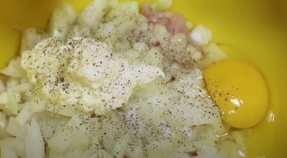 Котлети з курячого фаршу на сковороді 9 рецептів з покроковими фото соковитих та смачних котлет dba40ea1a74329374bfab69c7255470f Котлети з курячого фаршу на сковороді 9 рецептів з покроковими фото соковитих та смачних котлет