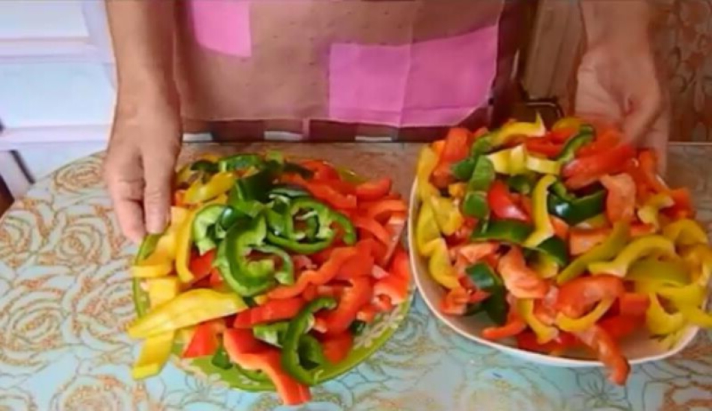 Лечо з перцю та помідор на зиму 12 найсмачніших рецептів, з покроковими фото e2a671cd9037c37a6b2690e6610e5f84 Лечо з перцю та помідор на зиму 12 найсмачніших рецептів, з покроковими фото