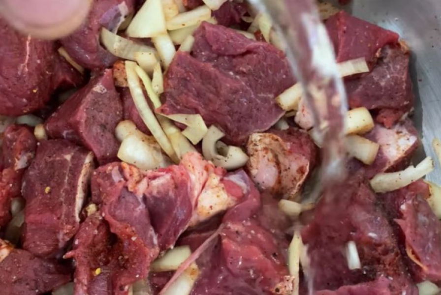 Шашлик із яловичини 11 рецептів + найсмачніший маринад, щоб мясо було мяким та соковитим e3739a6043faac12522838b73cb6a886 Шашлик із яловичини 11 рецептів + найсмачніший маринад, щоб мясо було мяким та соковитим