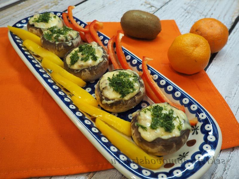 Печериці фаршировані мясом та сиром: рецепт у духовці, з покроковими фото e54981383fdd7febca1a9aeec4602d24 Печериці фаршировані мясом та сиром: рецепт у духовці, з покроковими фото