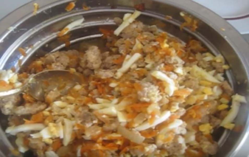 Млинці з мясом 6 найсмачніших рецептів, з покроковими фото f3ac2a20b8227fc8f50e15c3d7b96bc2 Млинці з мясом 6 найсмачніших рецептів, з покроковими фото