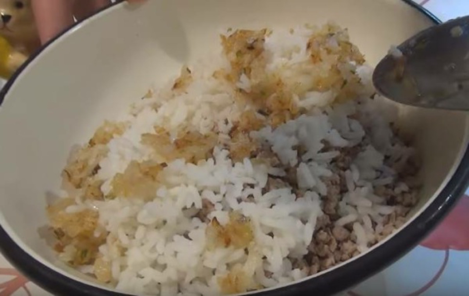 Млинці з мясом 6 найсмачніших рецептів, з покроковими фото f3e640d2d4fabc1f554148c5a8aca80e Млинці з мясом 6 найсмачніших рецептів, з покроковими фото