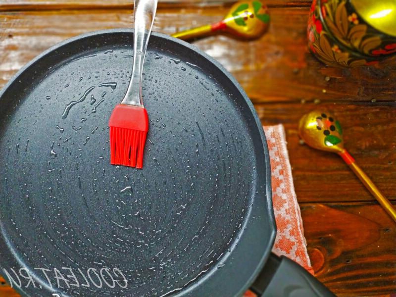 Млинці на молоці простий рецепт, з покроковими фото f6ba26ac050308db24fb148dea3b870a Млинці на молоці простий рецепт, з покроковими фото