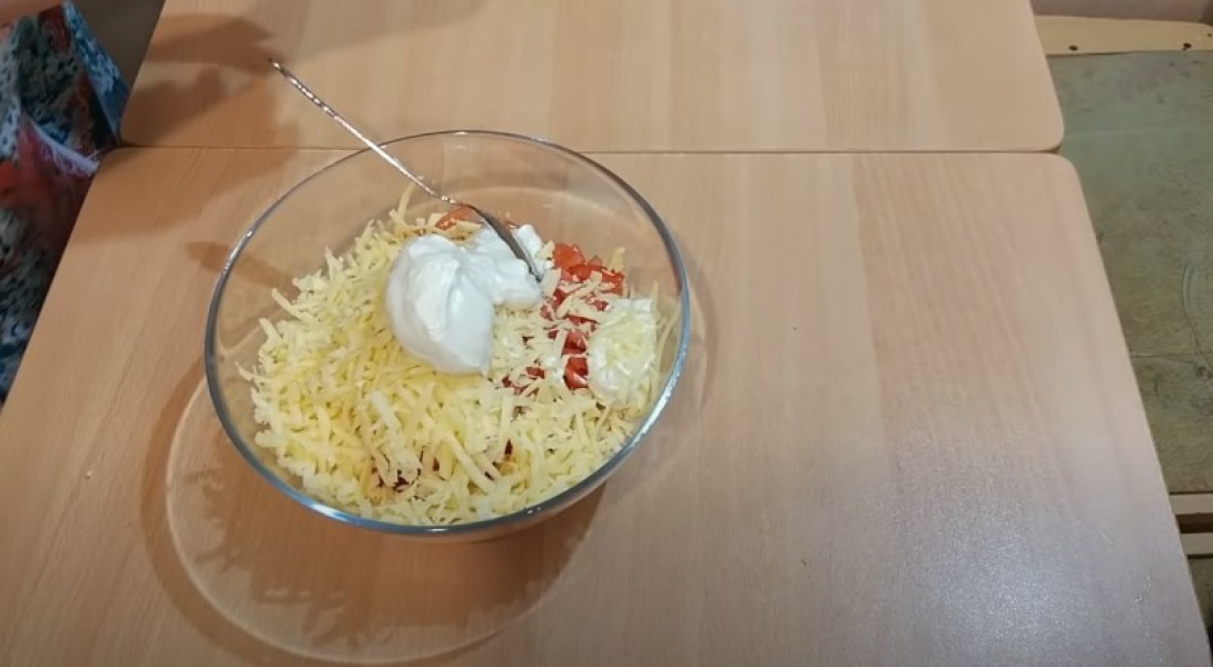 Салат з крабовими паличками та кукурудзою 6 класичних рецептів, з покроковими фото fbc950a5322b1cfd9911c381eb3eb006 Салат з крабовими паличками та кукурудзою 6 класичних рецептів, з покроковими фото