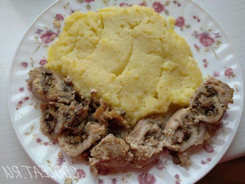 Мясні рулетики зі свинини та грибами, з покроковими фото 12d47cf9aec00e07d4a3d718137896ca Мясні рулетики зі свинини та грибами, з покроковими фото