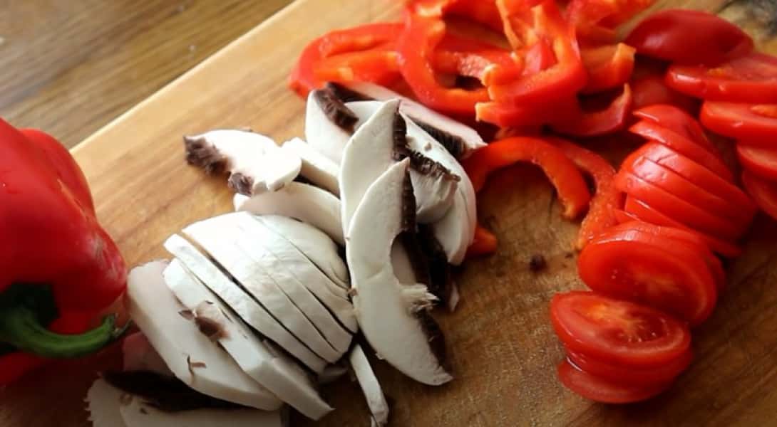 Свинина в духовці 8 простих та смачних рецептів запеченого мяса, з покроковими фото 1c4539936e968c1f545250d4ffce8187 Свинина в духовці 8 простих та смачних рецептів запеченого мяса, з покроковими фото