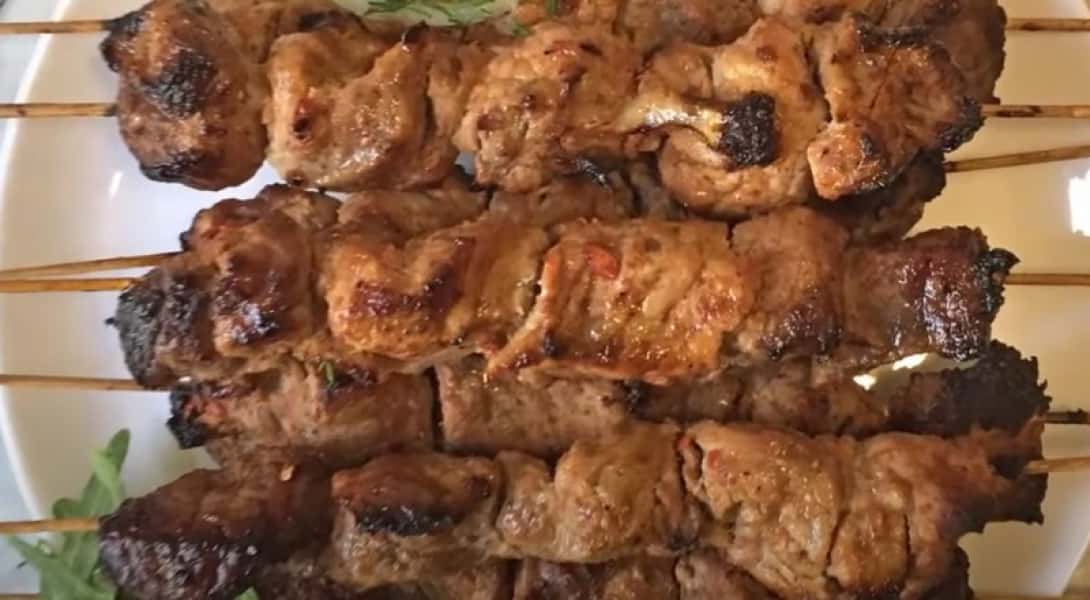 Свинина в духовці 8 простих та смачних рецептів запеченого мяса, з покроковими фото 5aa6bdfb1ce1ede9dc9401fcd2f08b6a Свинина в духовці 8 простих та смачних рецептів запеченого мяса, з покроковими фото