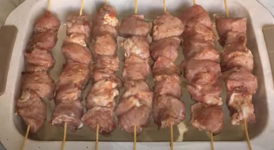 Свинина в духовці 8 простих та смачних рецептів запеченого мяса, з покроковими фото 7252ff2c15ef080060ac218b987baaf3 Свинина в духовці 8 простих та смачних рецептів запеченого мяса, з покроковими фото