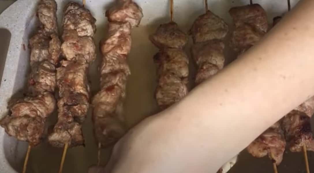 Свинина в духовці 8 простих та смачних рецептів запеченого мяса, з покроковими фото ef134ccb8b6ce6e1f6e491a5ec82d68a Свинина в духовці 8 простих та смачних рецептів запеченого мяса, з покроковими фото