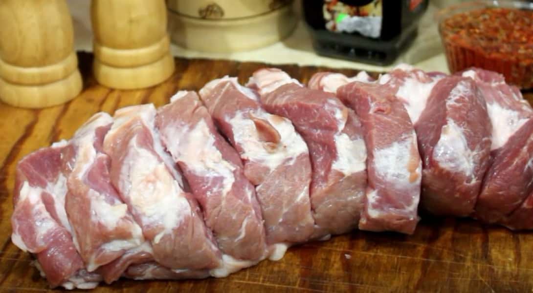 Свинина в духовці 8 простих та смачних рецептів запеченого мяса, з покроковими фото fb52e35a2e2d738f9073abdbe46548e8 Свинина в духовці 8 простих та смачних рецептів запеченого мяса, з покроковими фото