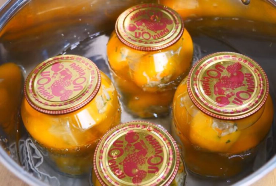Перець фарширований капустою на зиму у банках з покроковими фото 8f03f7dbfeaac970abe8077215c50a3b Перець фарширований капустою на зиму у банках з покроковими фото