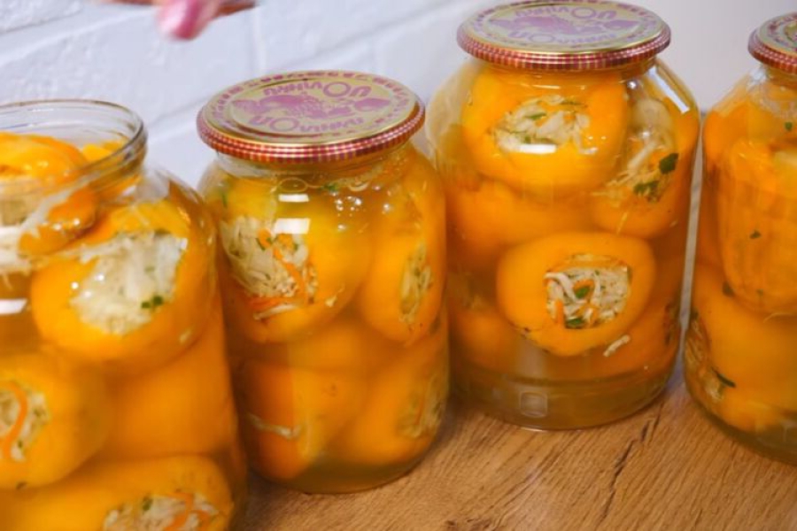 Перець фарширований капустою на зиму у банках з покроковими фото 94537e9234892c64ad0523d7281552a4 Перець фарширований капустою на зиму у банках з покроковими фото