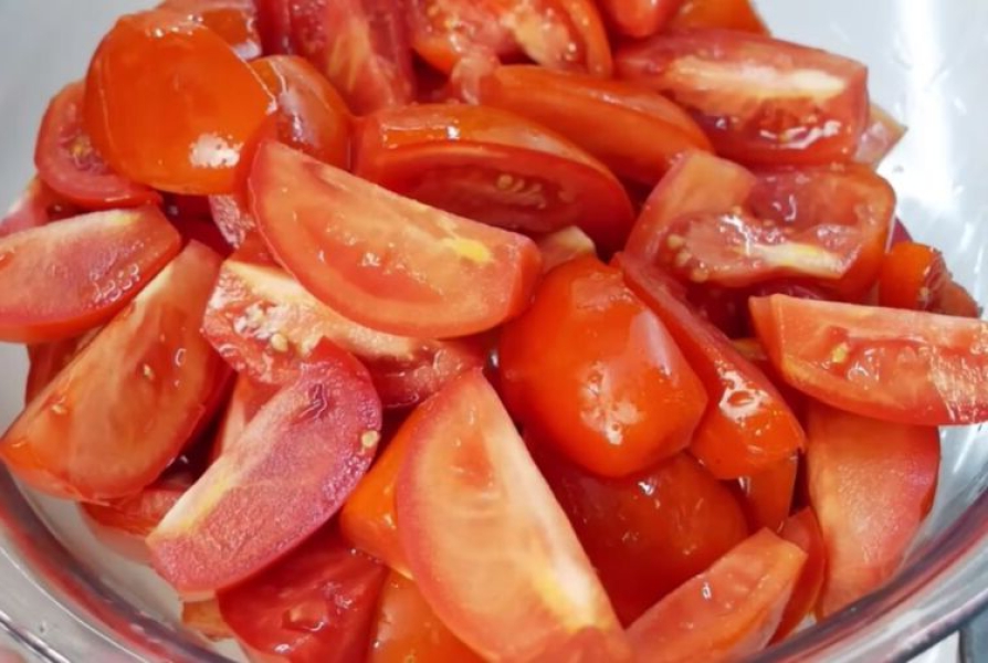 Томатний Морс сік на зиму через мясорубку рецепт, з покроковими фото 98dac8a5b7d9fb828f96be8537a9b2a5 Томатний Морс сік на зиму через мясорубку рецепт, з покроковими фото