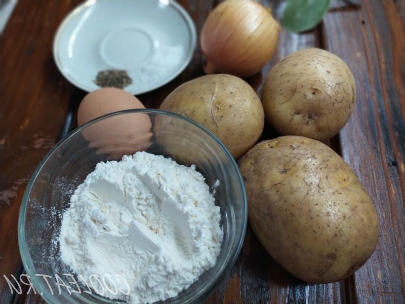 Картопляні деруни класичний рецепт, з покроковими фото cbfe7fd6ee63772710593e4843783f4c Картопляні деруни класичний рецепт, з покроковими фото