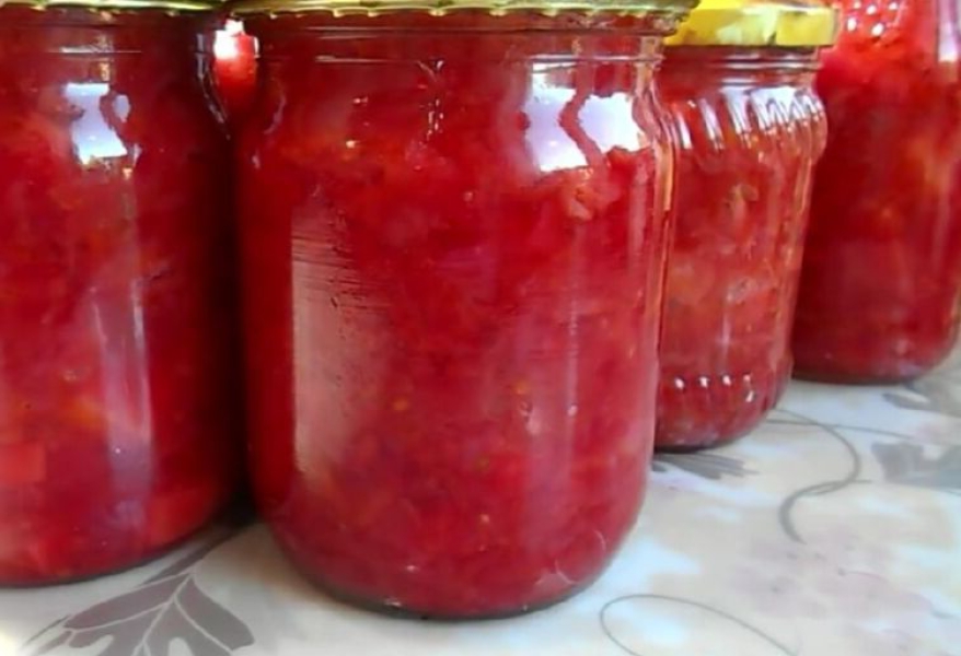Борщ з картоплею на зиму в банках: рецепти, з покроковими фото f56059cd51b71aef44d982b46595df7c Борщ з картоплею на зиму в банках: рецепти, з покроковими фото